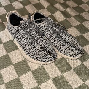 Adidas x Kanye West Turtle Dove shoes men’s 7 Boost 2015